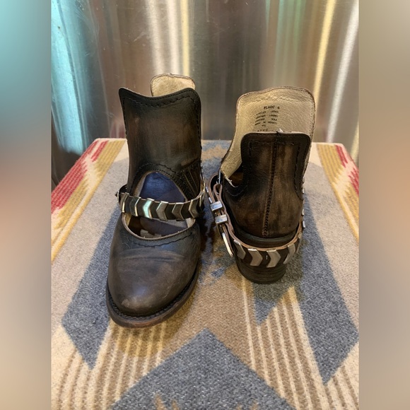 Freebird Blade Booties - Picture 3 of 9